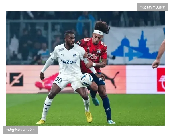 法甲焦点战：谢里夫彼得建功，昂热主场完胜洛里昂2比0